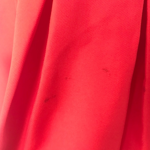 Simple Red Dress - Picture 4 of 4